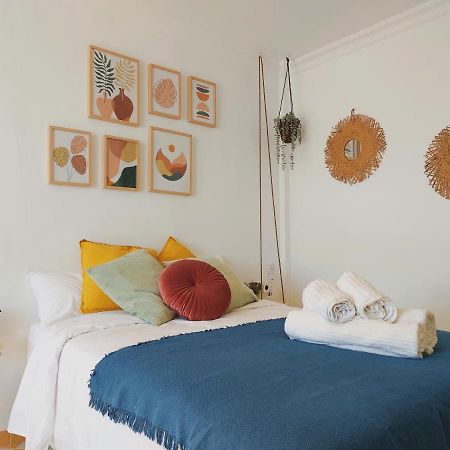 Nice And Cozy Studio At The Beachfront 贝纳尔马德纳 外观 照片